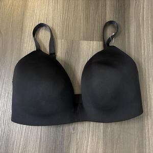 Uniqlo Bra No Underwire Size 34D/DD 36D/DD Black Wireless
